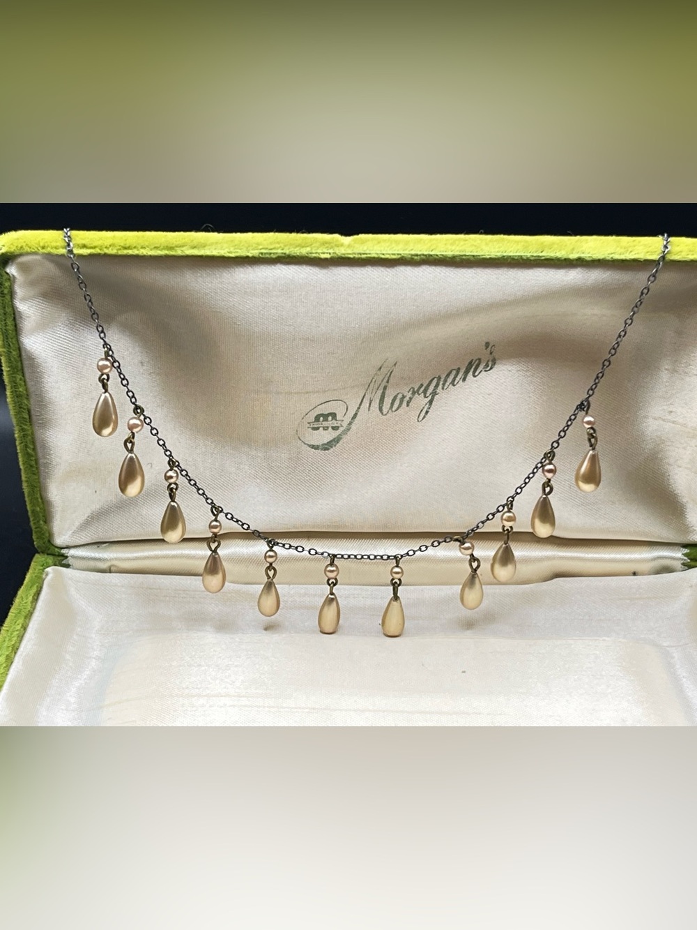 Vintage Teardrop Pearl Fringe Choker Necklace - Women's Jewelry